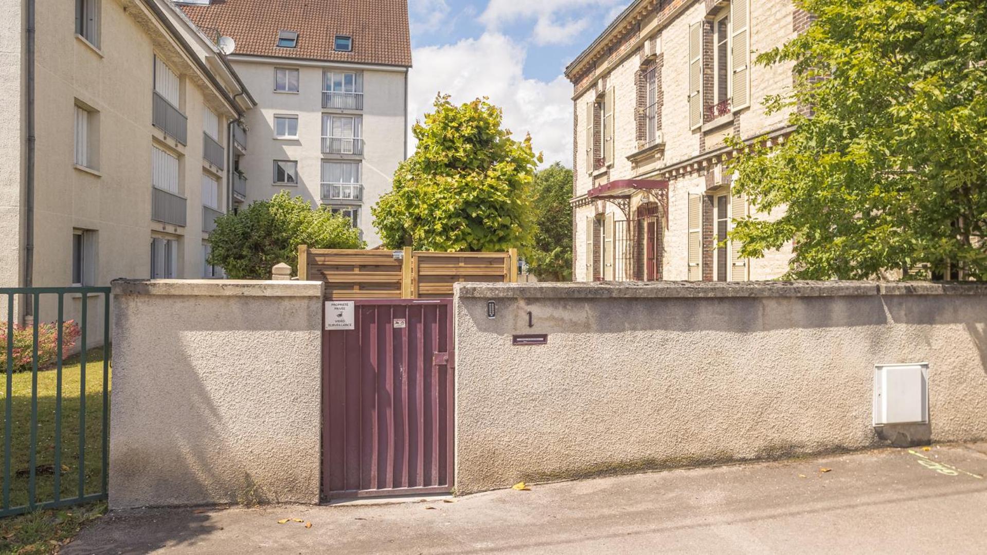 Bonappart 13 - Charme Napoleonien & Confort Troyes Eksteriør billede